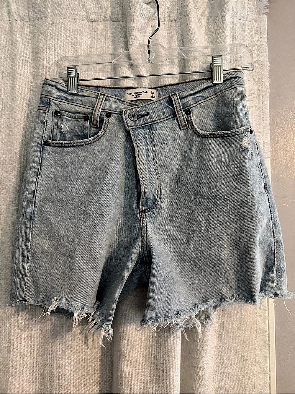 Abercrombie & Fitch The Dad Short High Rise High Rise Jean Shorts Blue Waist 26
